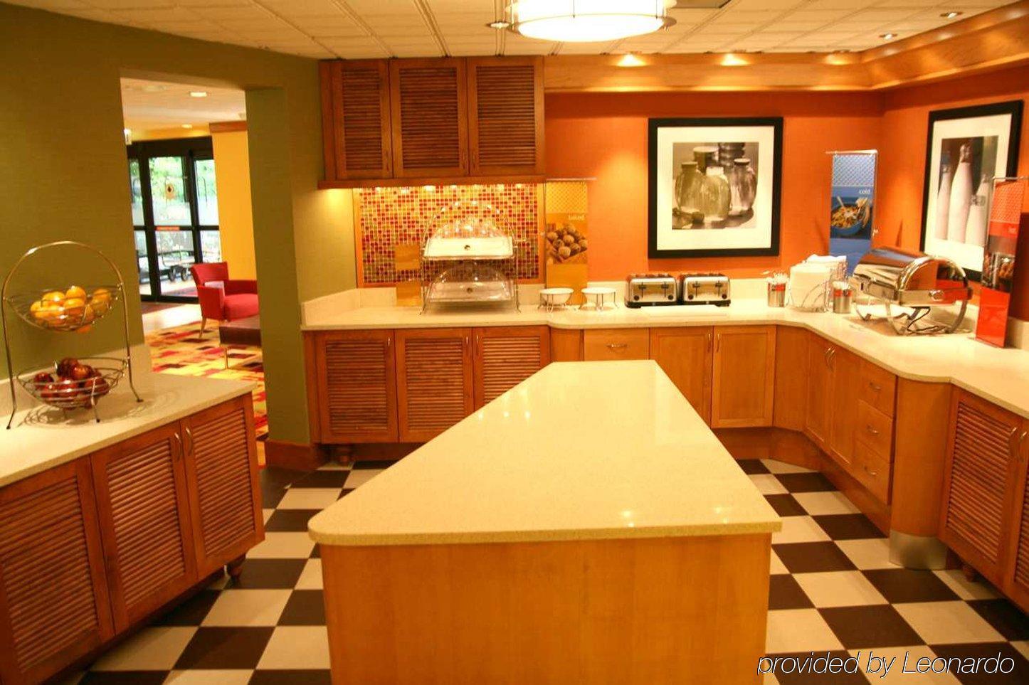 Hampton Inn Baltimore/Вайт-Марш Ресторан фото